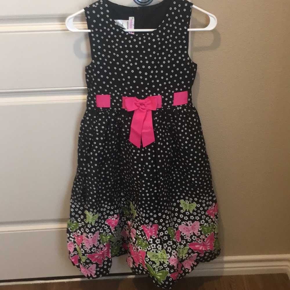 Little Girl’s sundress BNWT Attached